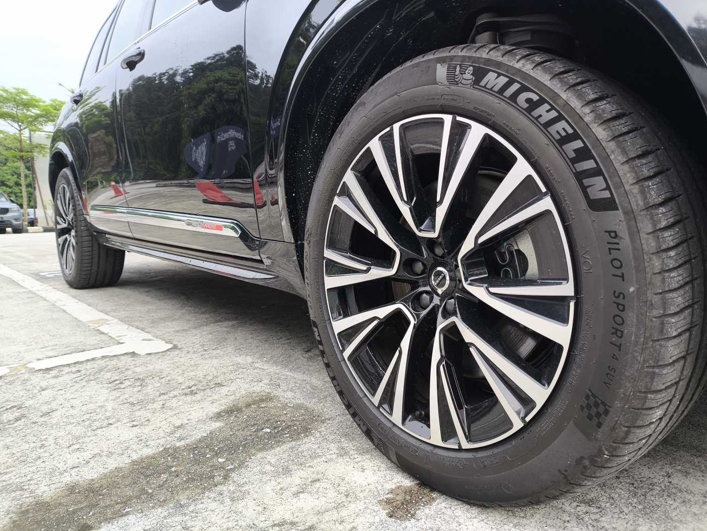 Volvo  XC90 Recharge Ultimate, T8 AWD Plug-in hybrid, Electric/Petrol, Bright, 7 Seats
