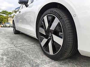 Volvo  S60 Recharge Plus, T8 AWD Plug-in hybrid, Electric/Petrol, Dark