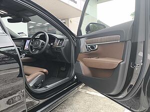 Volvo  S90 Recharge Ultimate, T8 AWD Plug-in hybrid, Electric/Petrol, Bright