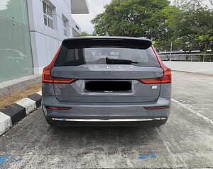 Volvo  V60 Recharge Ultimate, T8 , Electric/Petrol, Bright