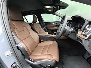 Volvo  V60 Recharge Ultimate, T8 , Electric/Petrol, Bright